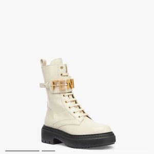 Selling Fendigraphy boots worn once for 2 hours